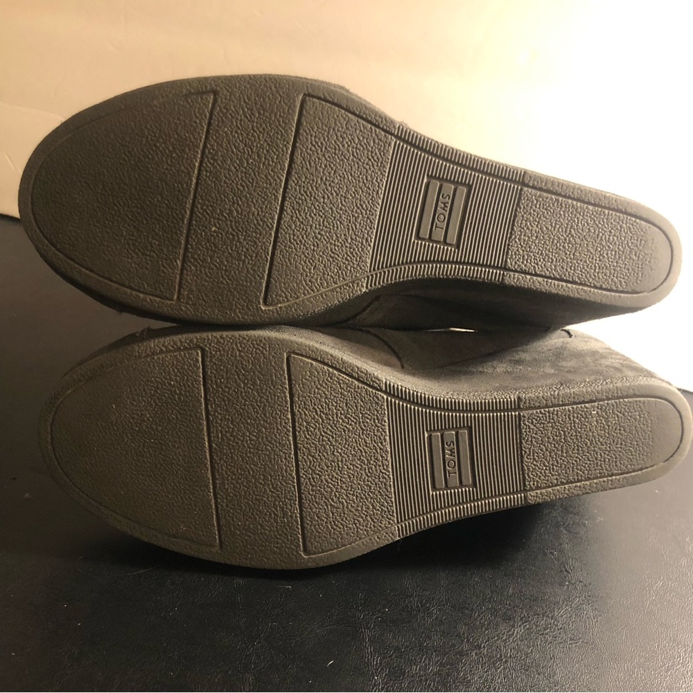 Toms Ankle Booties Womens 9.5 Gray Suede - Picture 5 of 7